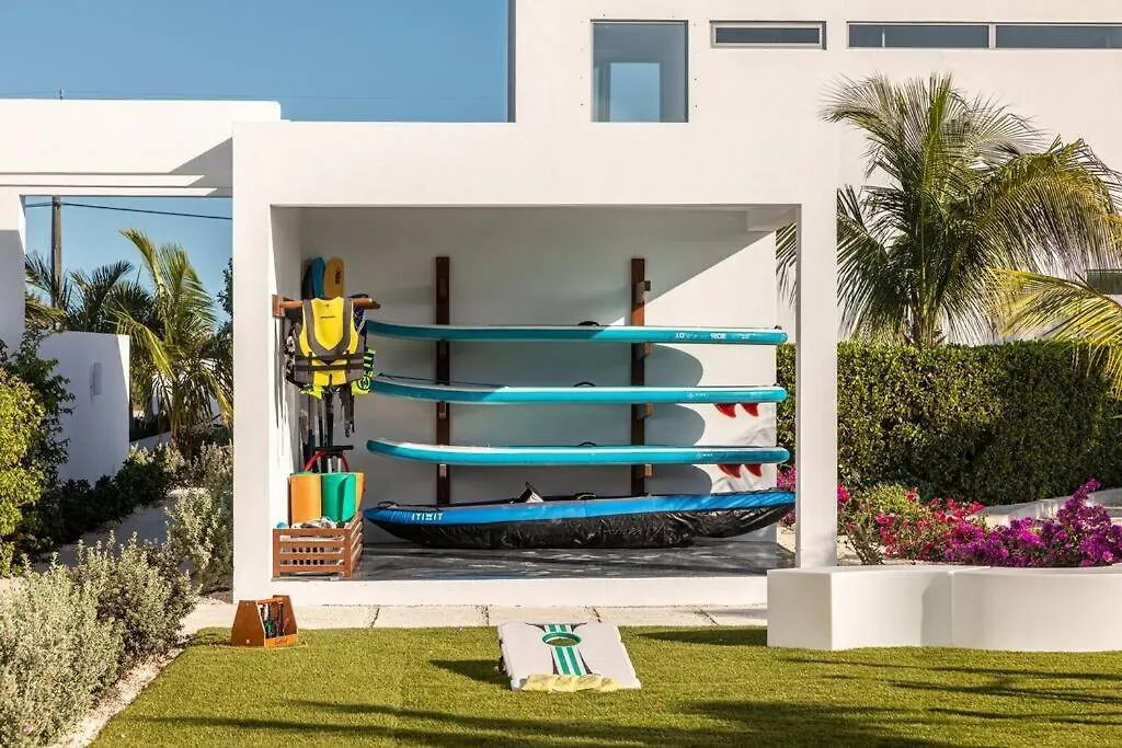 Oceanside 3 Bedroom Luxury Villa With Private Pool, 500Ft From Long Bay Beach -V2