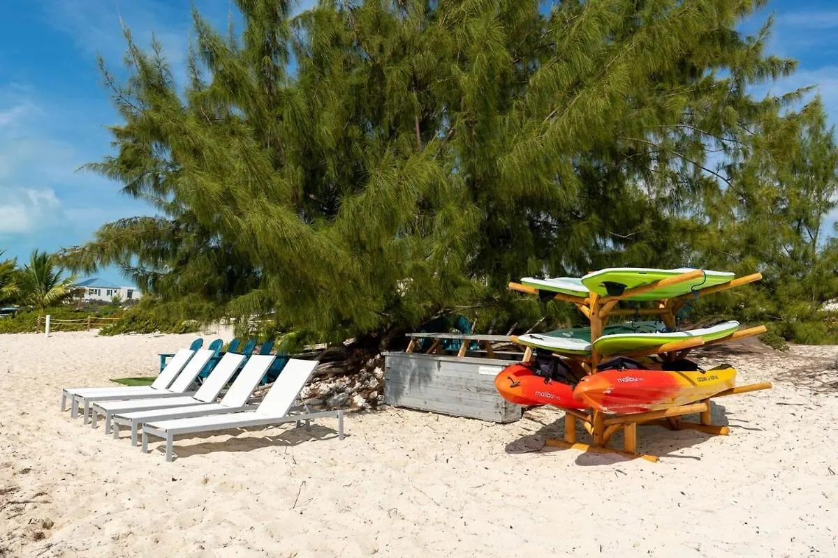 Oceanside 3 Bedroom Luxury Villa With Private Pool, 500Ft From Long Bay Beach -V2